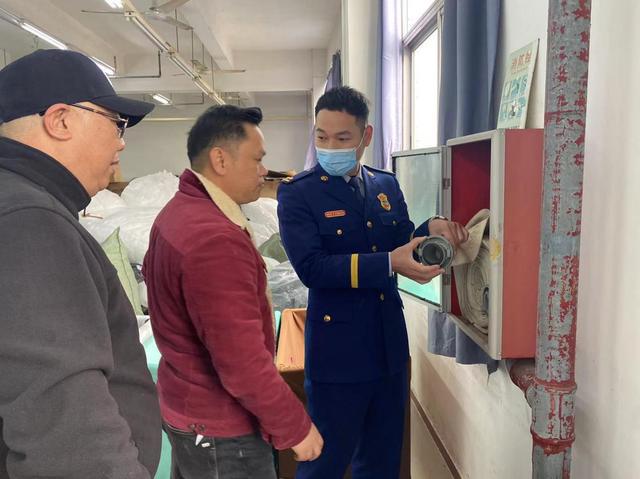嚴守復工復產“安全關”!廣東多地消防走進工廠企業查隱患